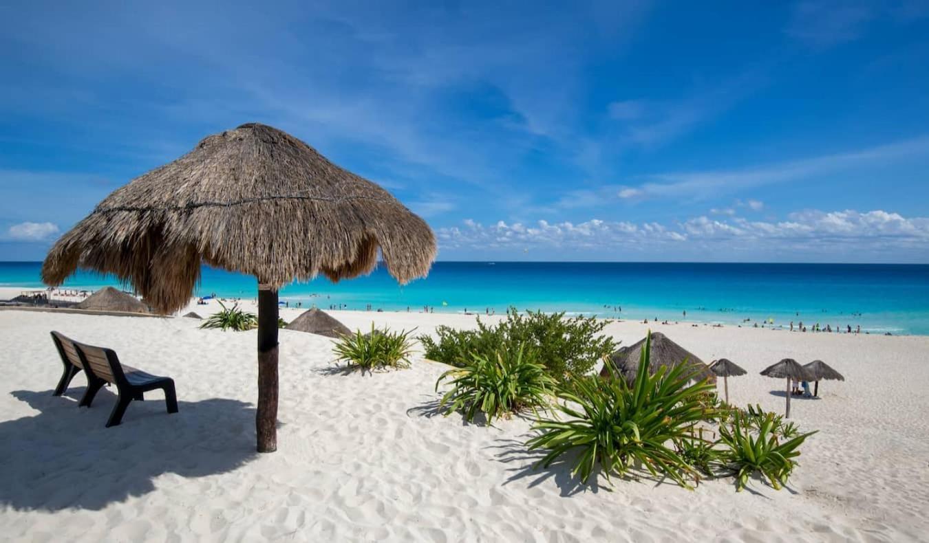 Villas Marlin By Andiani Travel Cancún Exterior foto